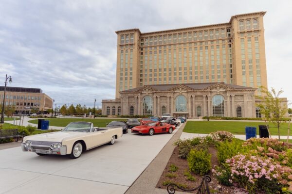 Cars at the Station Detroit Event15